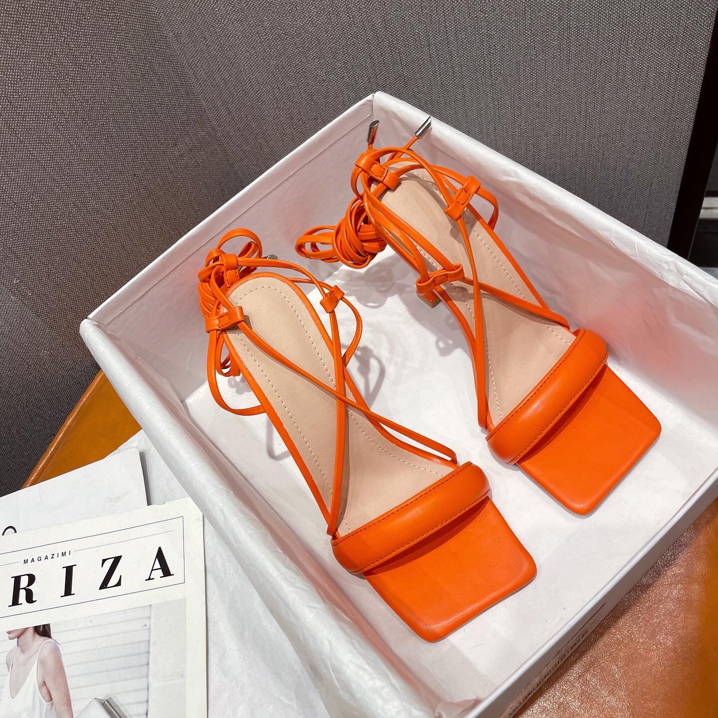 Chiara™ | Enkelband Stiletto Hakken