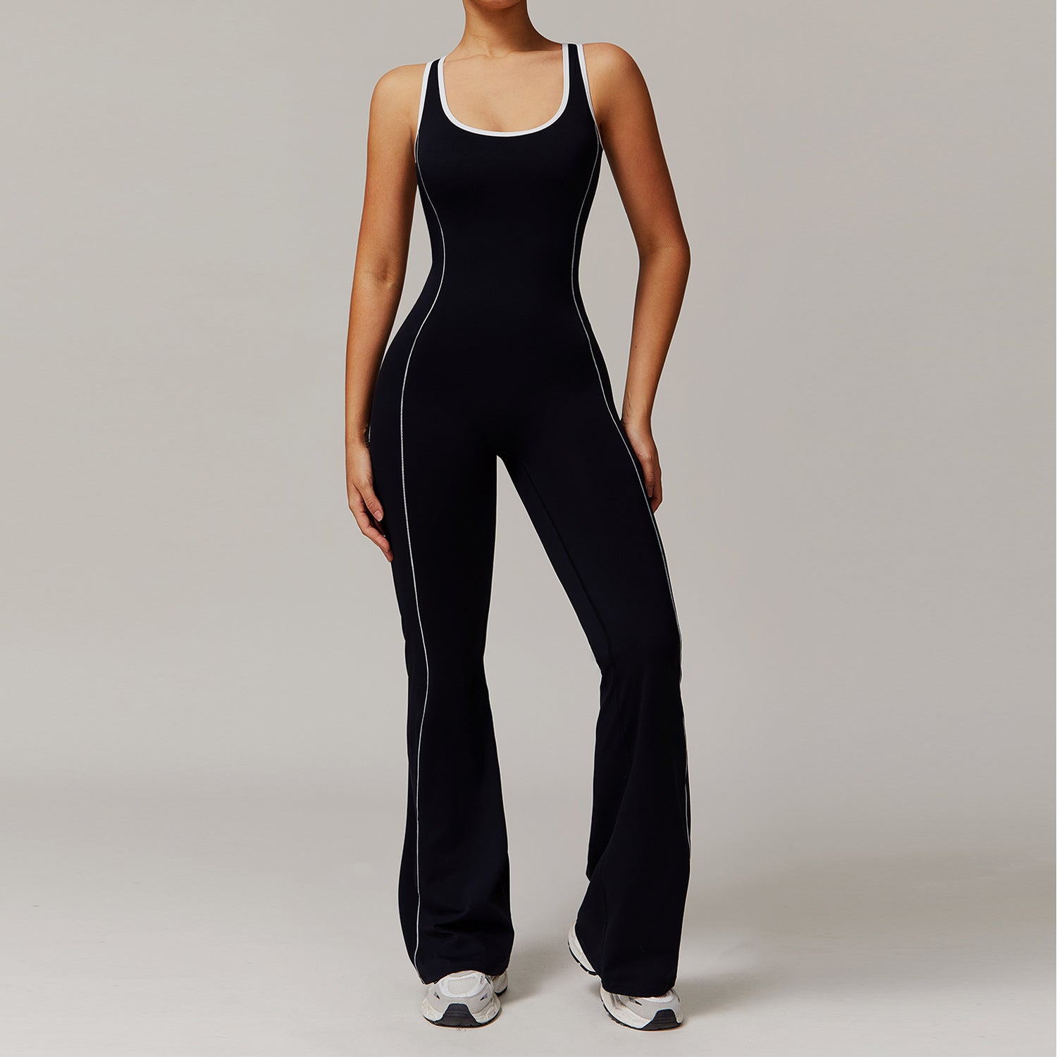 Sofia - Jumpsuit Flare