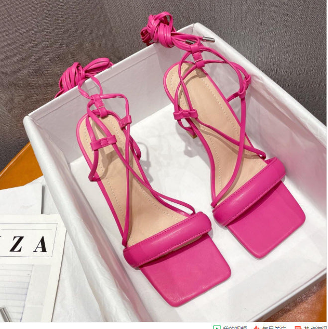 Chiara™ | Enkelband Stiletto Hakken