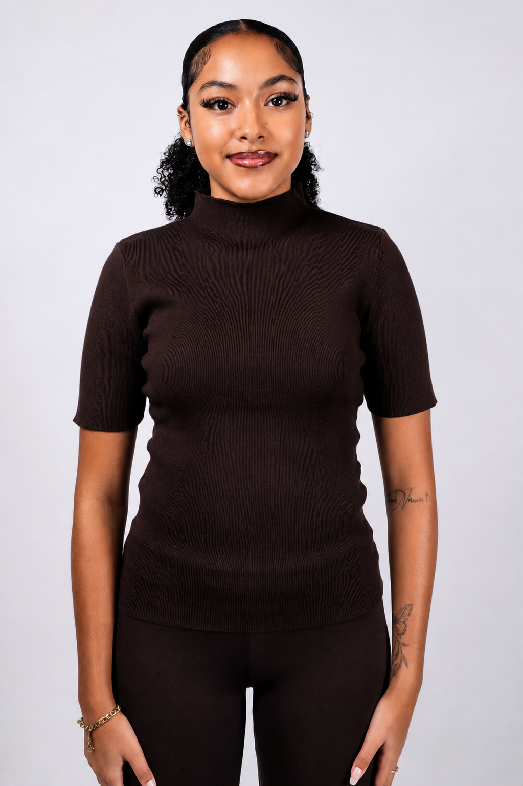 Rib High Neck Top Bruin