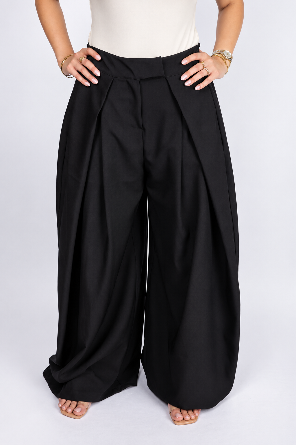 Draped Trousers – Zwart
