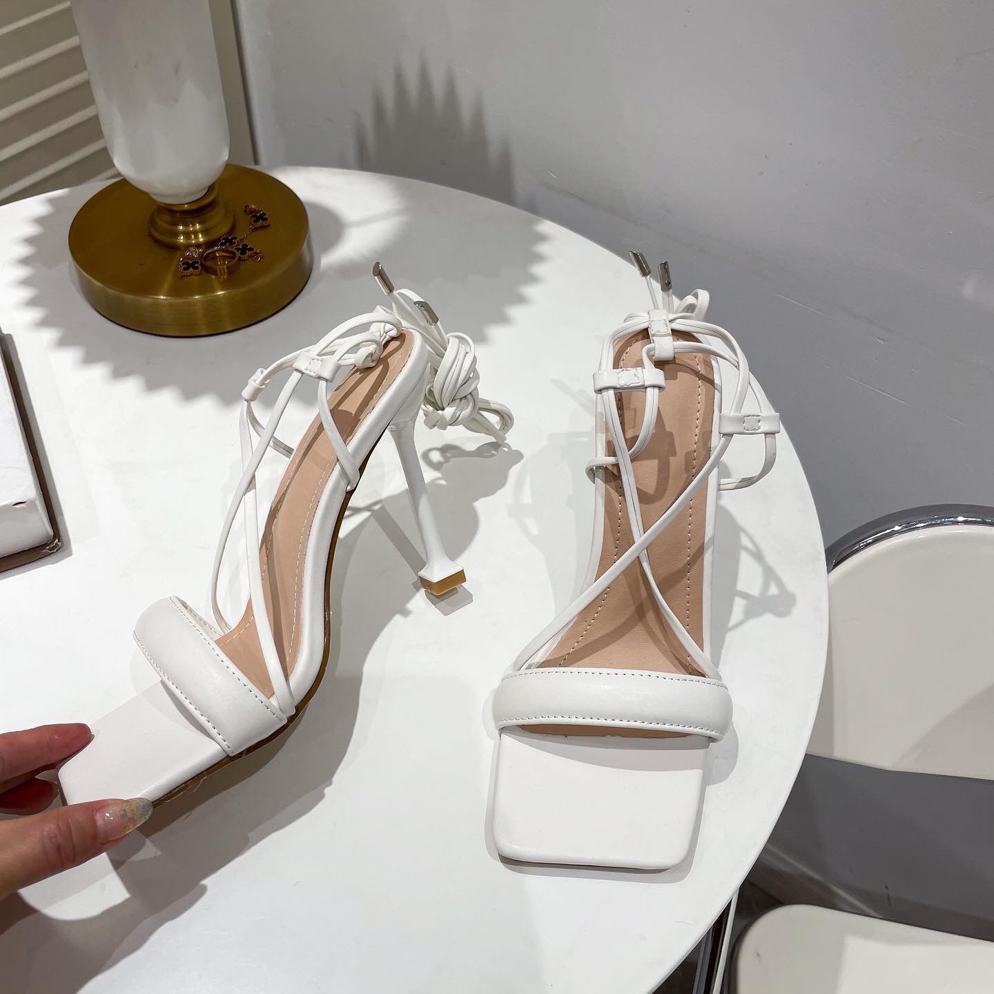 Chiara™ | Enkelband Stiletto Hakken
