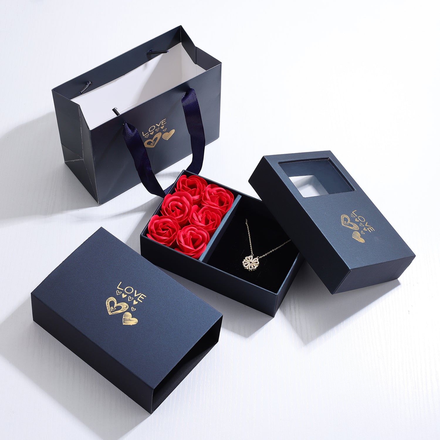 LuxeLus™ | Four-leaf Clover Necklace